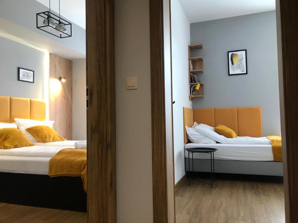 Apartament No82 Yellow Holiday Home Zator Buitenkant foto