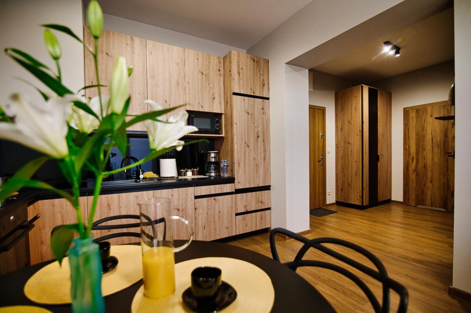 Apartament No82 Yellow Holiday Home Zator Buitenkant foto