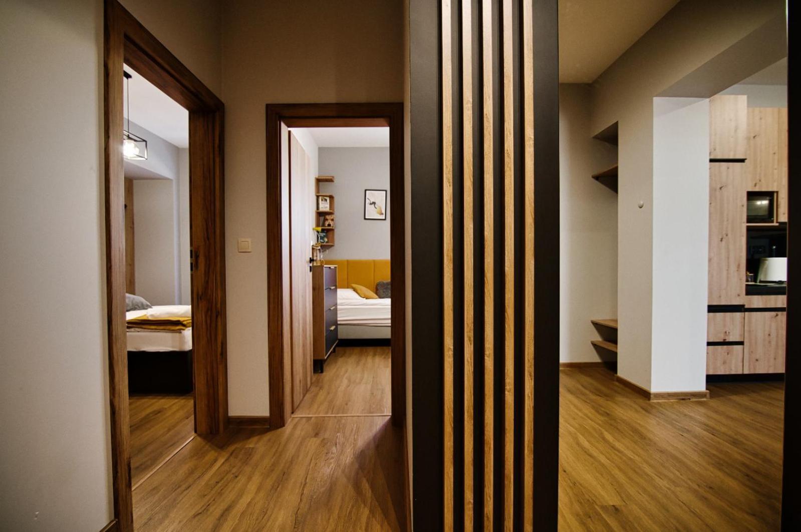 Apartament No82 Yellow Holiday Home Zator Buitenkant foto
