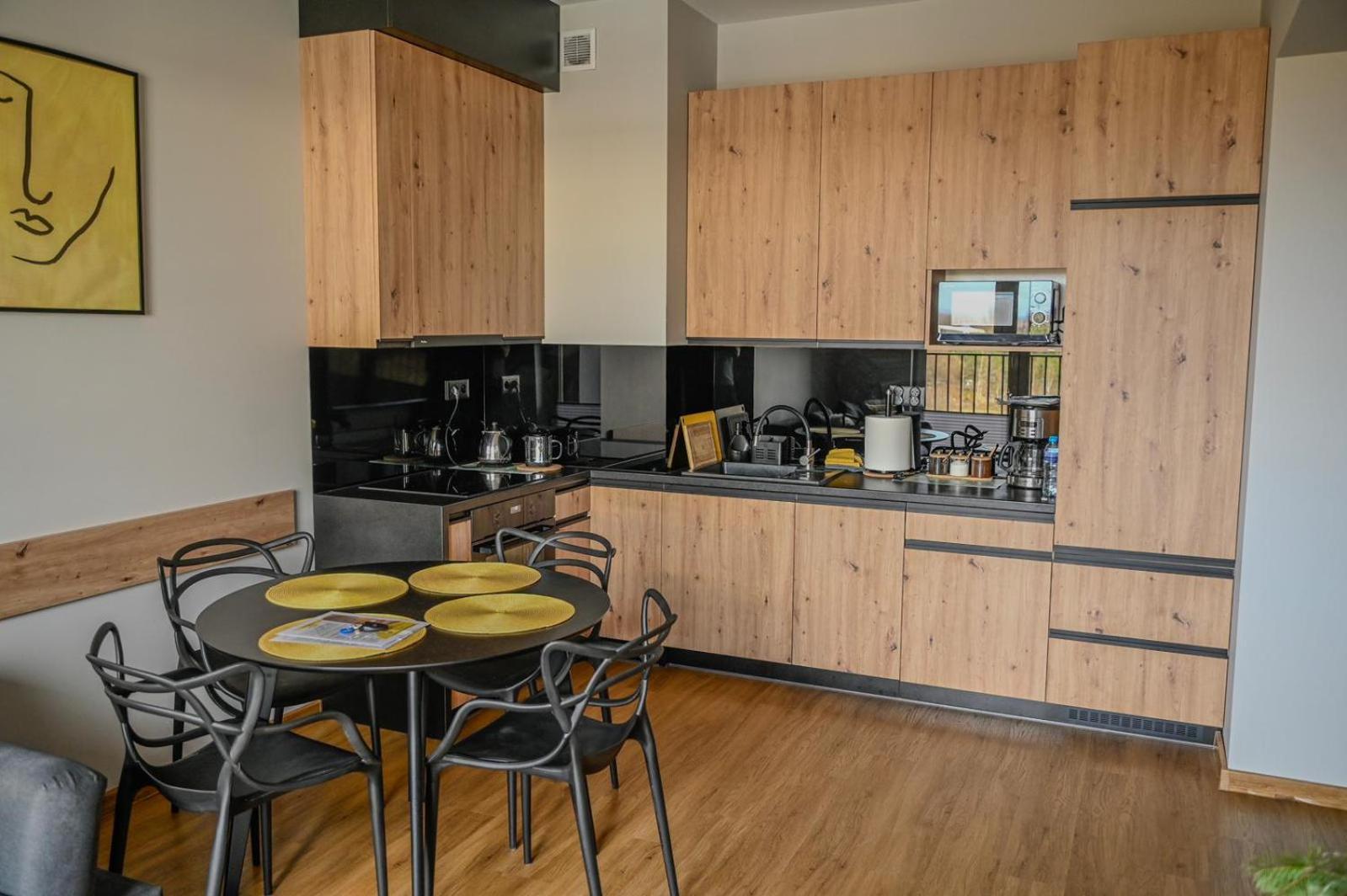 Apartament No82 Yellow Holiday Home Zator Buitenkant foto